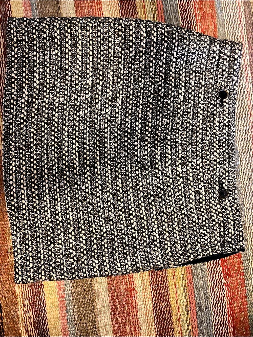 LOFT Textured Mini Skirt in Black & White Size Small Like New